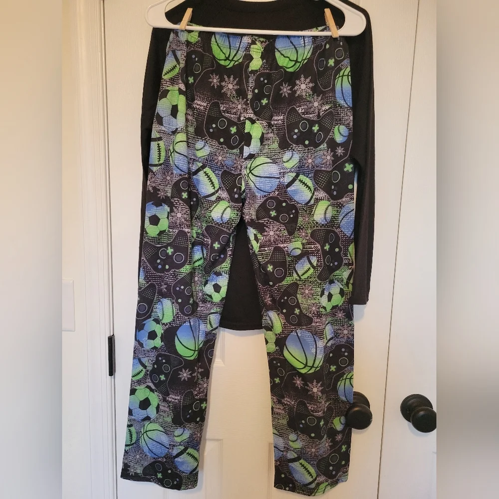 The Children's Place Youth Blue and Green Sports Pajama Set